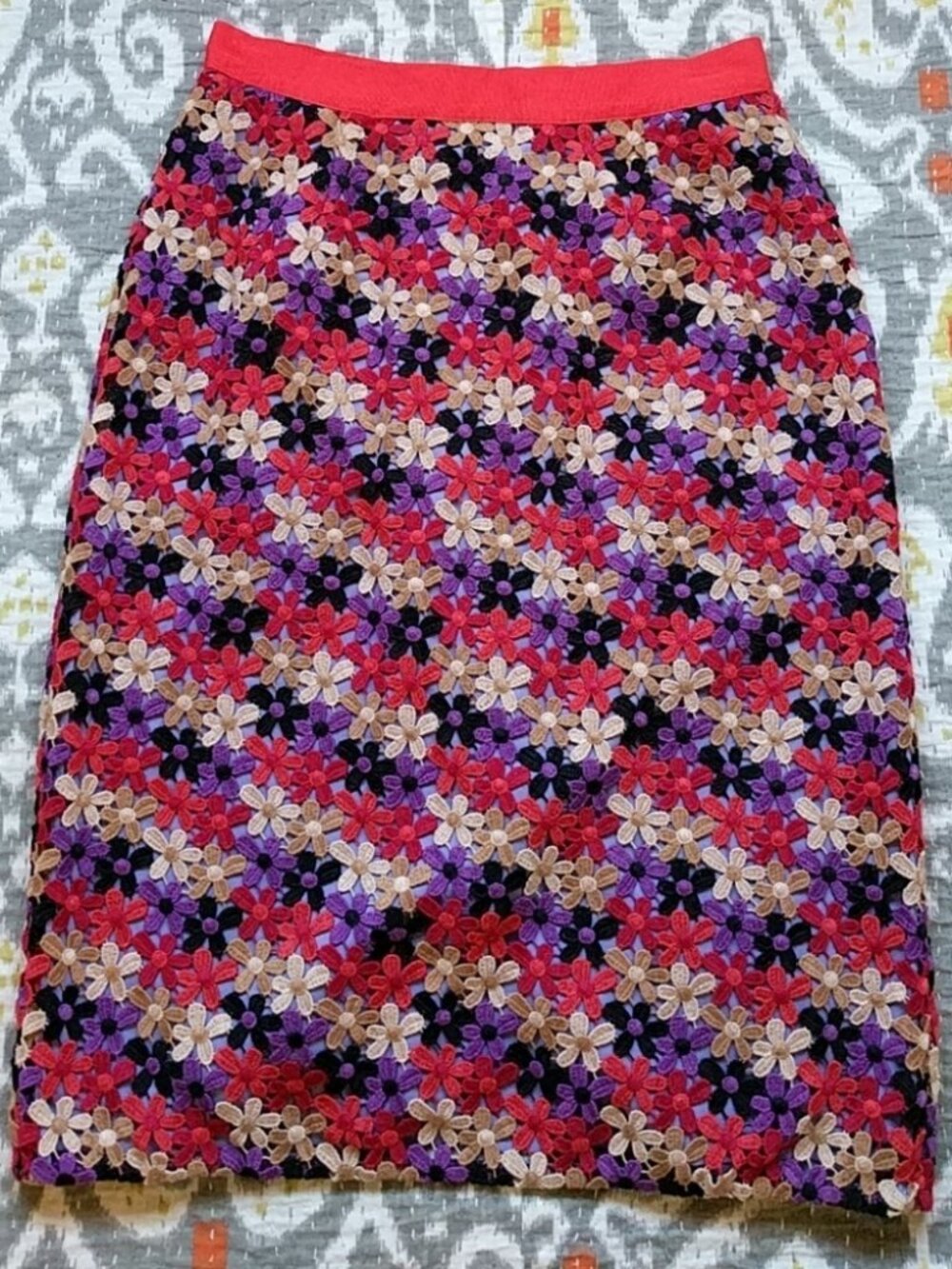 Kate Spade Size 6 Floral Crochet Pencil Skirt Purple Black Red Orange